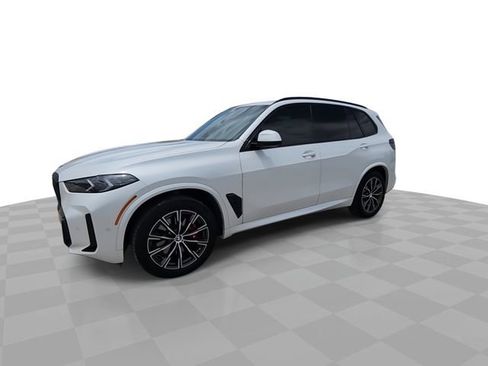 Used 2025 BMW X5 xDrive40i w/ Executive Package AWD/4WD image 4
