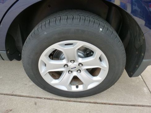 Used 2011 Ford Edge SE w/ 101A Rapid Spec Order Code image 16