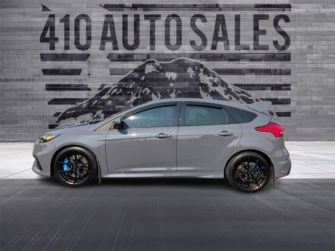 Used 2017 Ford Focus RS AWD/4WD image 7