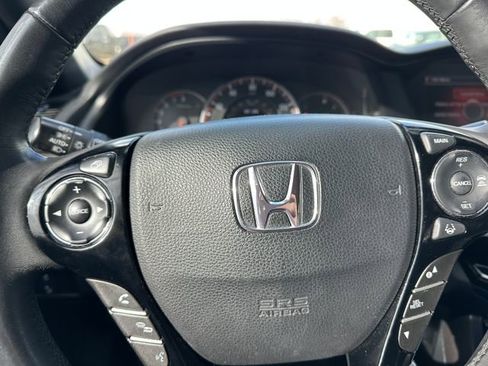 Used 2016 Honda Accord Sport image 22