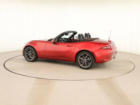 Used 2019 MAZDA MX-5 Miata Grand Touring image 3