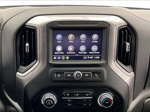 Used 2024 Chevrolet Silverado 1500 Custom image 5