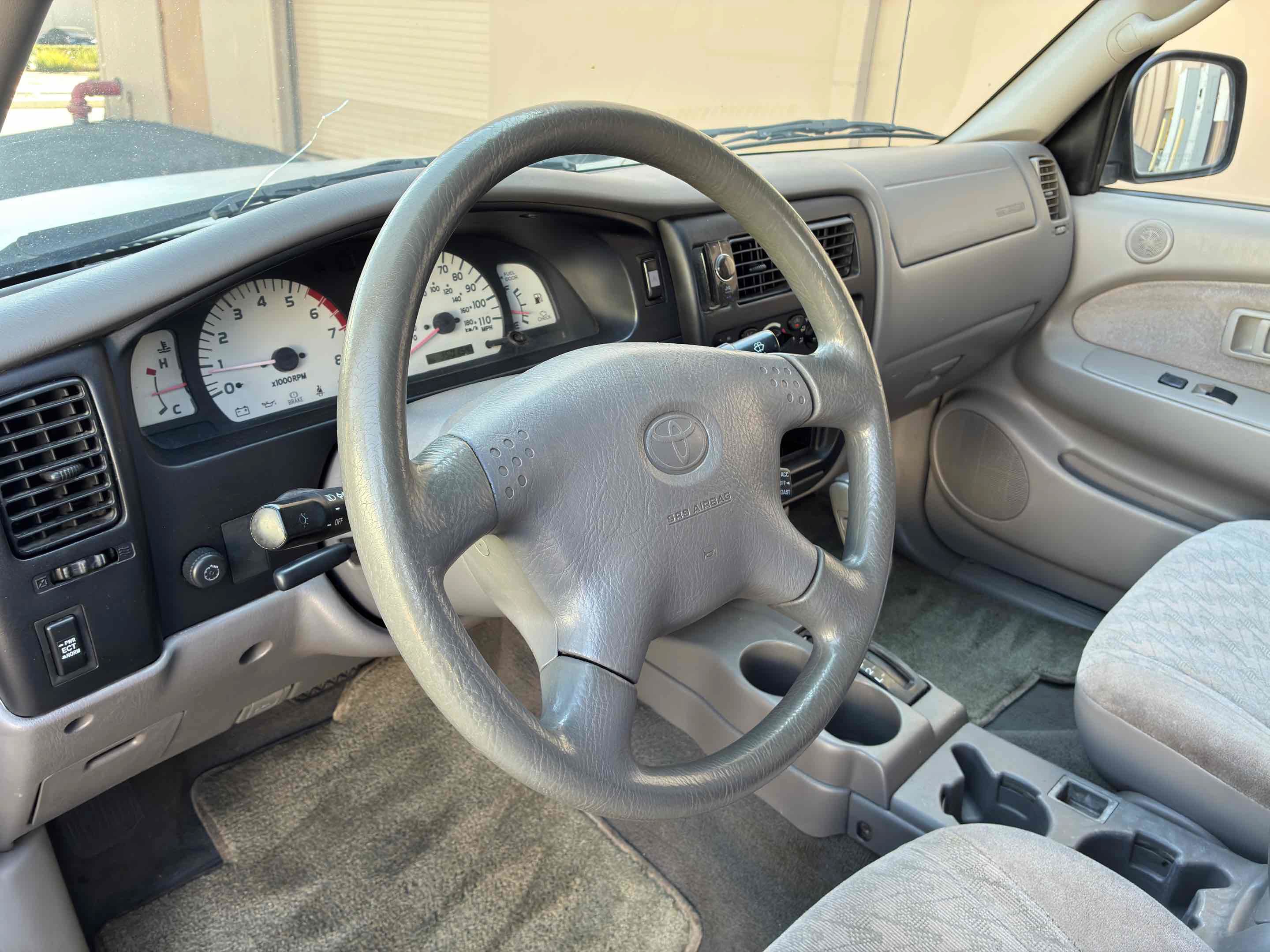 Used 2001 Toyota Tacoma PreRunner RWD image 18