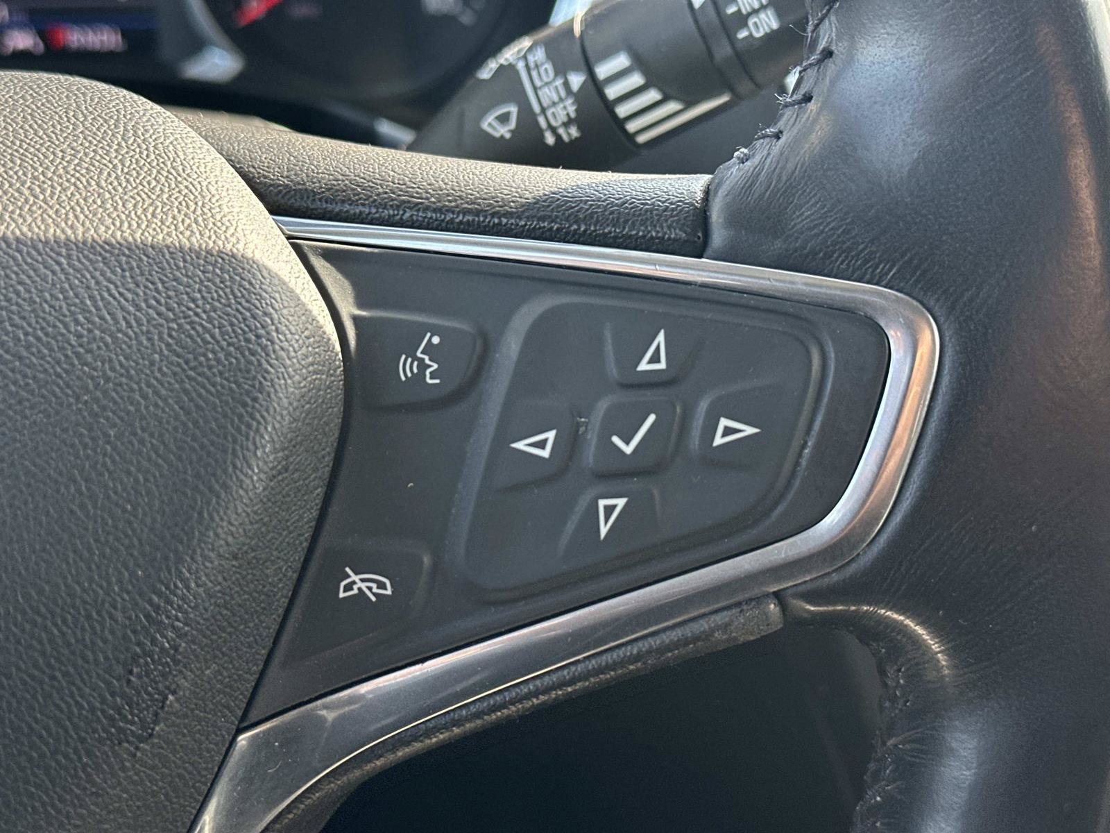 Certified 2020 Chevrolet Equinox LT w/ Driver Convenience Package AWD/4WD image 22