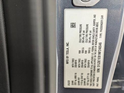 Used 2022 Tesla Model 3 Long Range AWD/4WD image 15