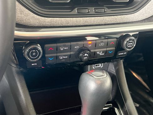 Used 2022 Jeep Compass Latitude w/ Convenience Group image 15