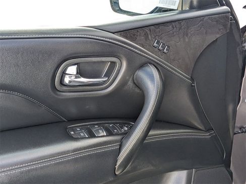 Used 2024 INFINITI QX80 Luxe image 13