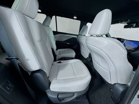 Used 2024 Lexus TX 350 350 Luxury w/ Technology Package image 34