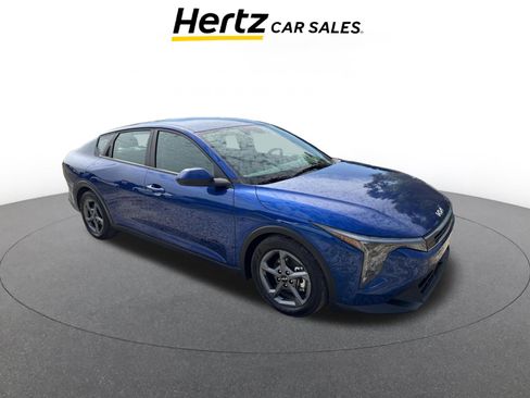 Used 2025 Kia K4 LXS FWD image 1