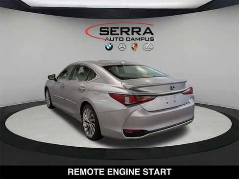 Used 2023 Lexus ES 300h w/ Accessory Package (Z2) image 14