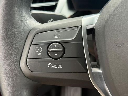 Used 2025 BMW X2 xDrive28i AWD/4WD image 17