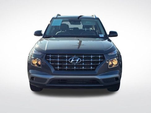 Used 2026 Hyundai Venue SEL FWD image 8