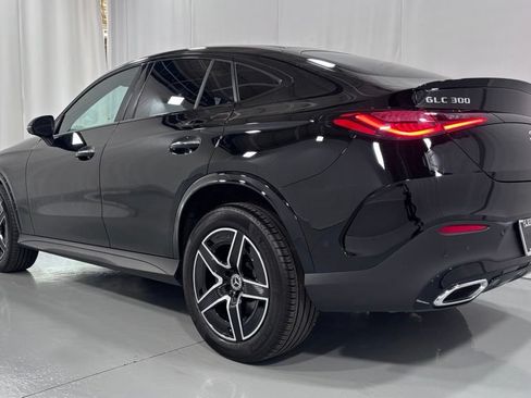 Certified 2025 Mercedes-Benz GLC 300 4MATIC image 8