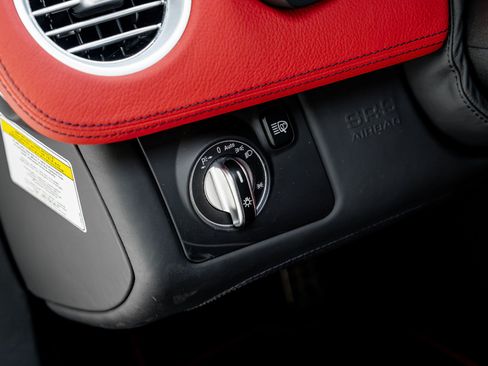 Used 2008 Mercedes-Benz SLR image 60