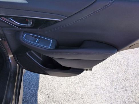 Certified 2025 Subaru Outback Limited image 37