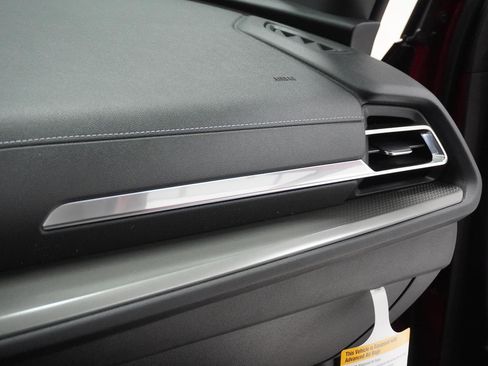 New 2026 Chevrolet Traverse LT w/ Sun and Wheel Package image 36