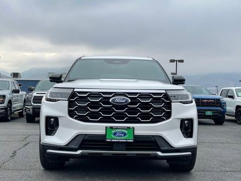 New 2026 Ford Explorer Platinum w/ LUX Leather Package image 5