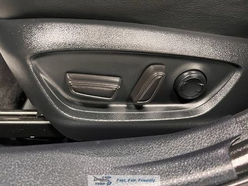 Used 2022 Toyota Camry XSE w/ Navigation Package FWD image 25