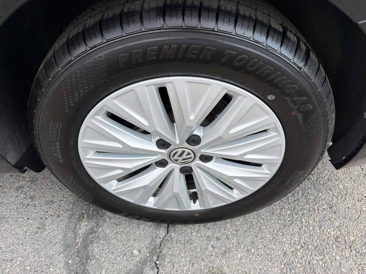 Used 2019 Volkswagen Jetta S w/ Driver Assistance Package FWD image 21