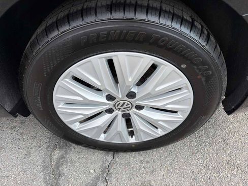 Used 2019 Volkswagen Jetta S w/ Driver Assistance Package FWD image 21