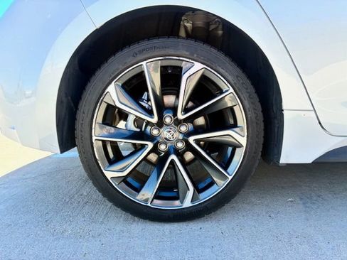 Used 2021 Toyota Corolla XSE w/ Blackout Package (TMS) FWD image 9