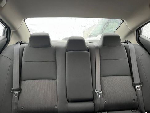 Used 2025 Nissan Altima 2.5 SV image 38