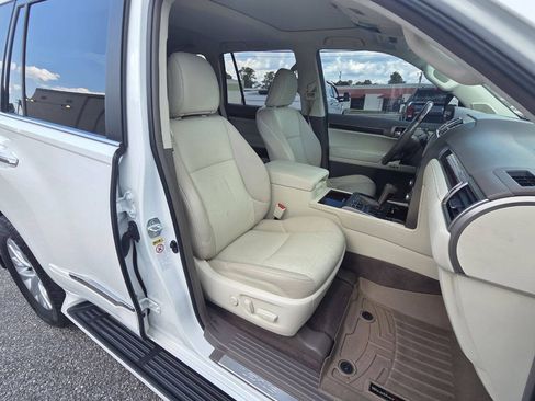 Used 2017 Lexus GX 460 Premium AWD/4WD image 10