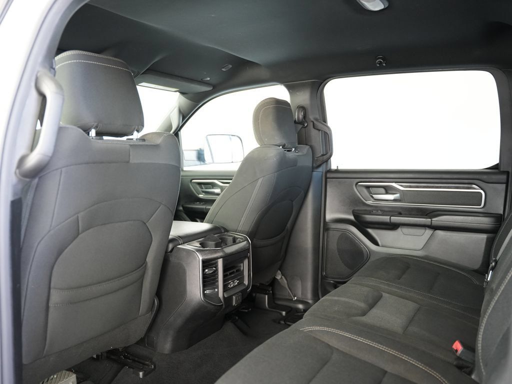 Used 2019 RAM 1500 Big Horn AWD/4WD image 34