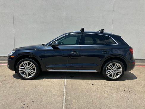 Used 2018 Audi Q5 2.0T Premium Plus w/ Premium Plus Package AWD/4WD image 4