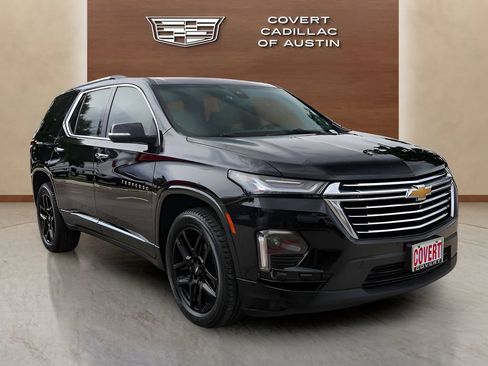 Used 2022 Chevrolet Traverse Premier FWD image 6