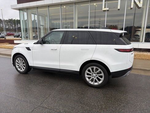 Used 2024 Land Rover Range Rover Sport SE image 7