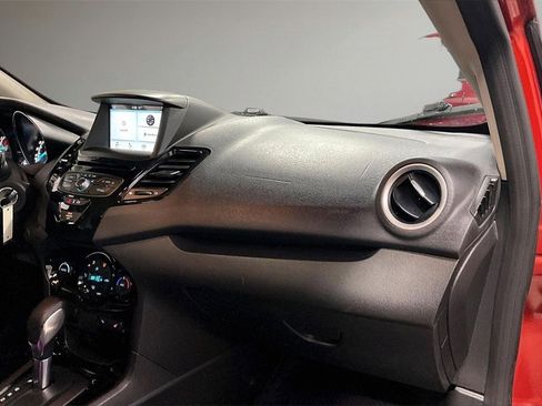 Used 2019 Ford Fiesta ST-Line w/ ST Line Cold Weather Package image 26