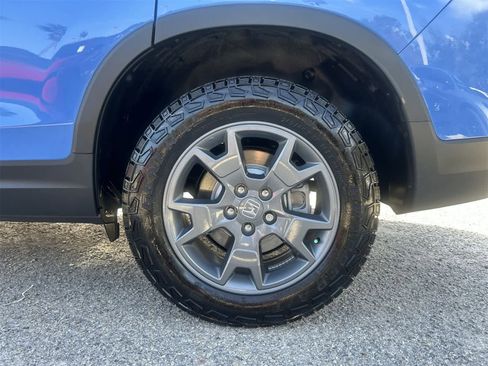 Used 2025 Honda Passport TrailSport image 8
