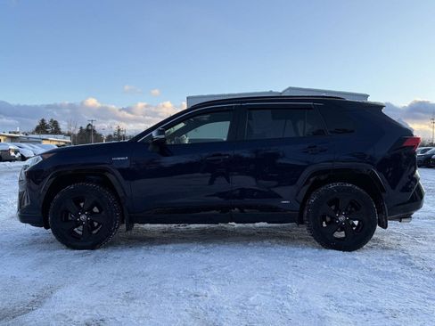 Used 2021 Toyota RAV4 XSE image 8