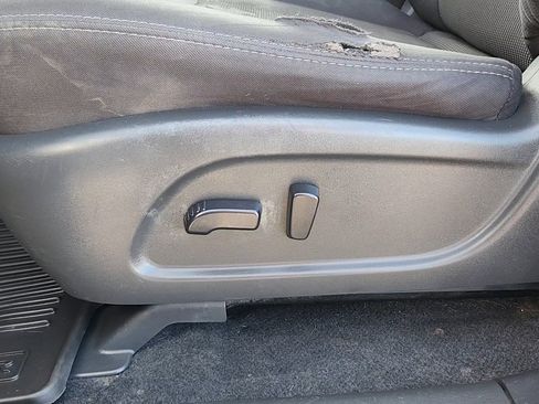 Used 2020 Nissan Pathfinder SV w/ Cargo Package image 8