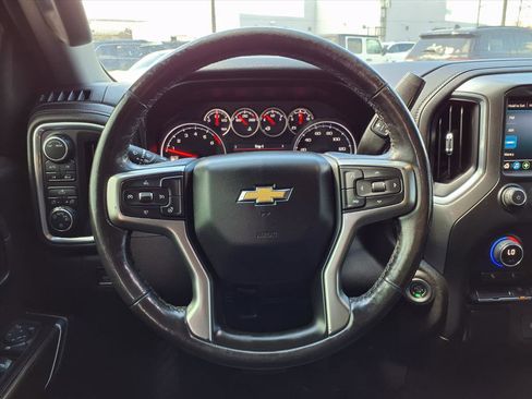Used 2021 Chevrolet Silverado 1500 LT image 12