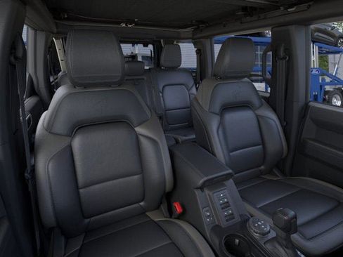New 2025 Ford Bronco Outer Banks image 10