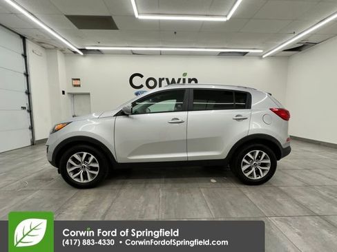 Used 2014 Kia Sportage LX image 2