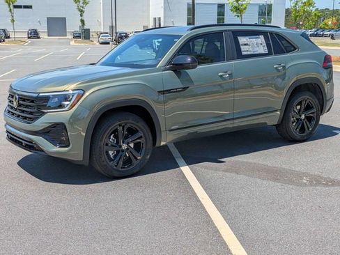 New 2026 Volkswagen Atlas Cross Sport SEL R-Line AWD/4WD image 2