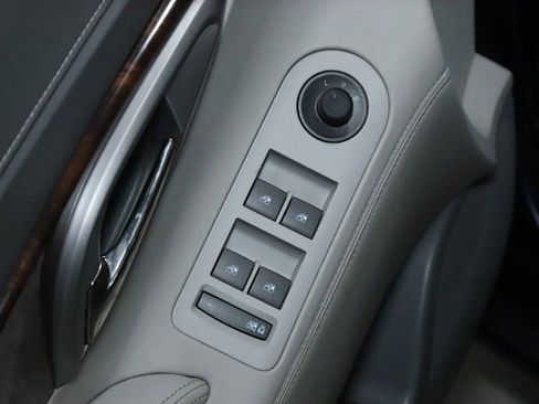 Used 2011 Buick LaCrosse CX image 21