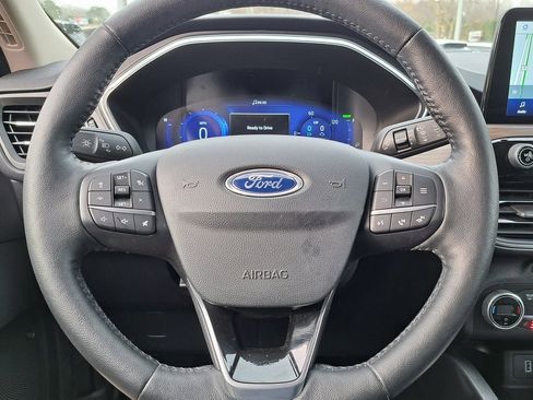 Used 2020 Ford Escape Titanium w/ Titanium Premium Package 2.0 image 10