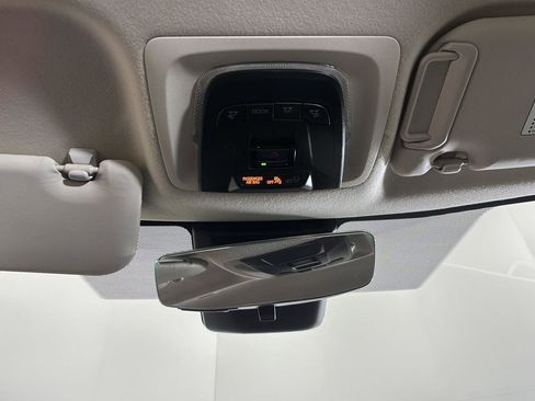 Used 2024 Toyota Corolla LE image 32