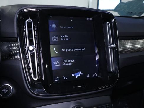 Used 2019 Volvo XC40 T5 R-Design image 28