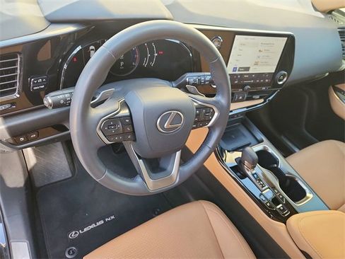 Used 2023 Lexus NX 350 AWD image 10