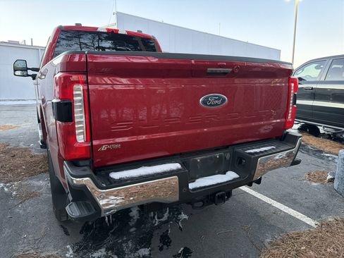 Used 2023 Ford F250 Lariat w/ Tow Technology Package image 6