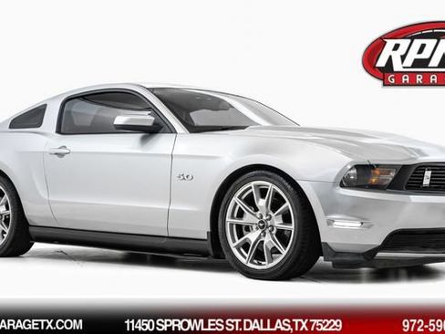 Used 2011 Ford Mustang GT Premium w/ 401A Rapid Spec Order Code RWD image 1
