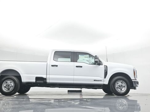 New 2026 Ford F350 XL w/ XL Chrome Package RWD image 47