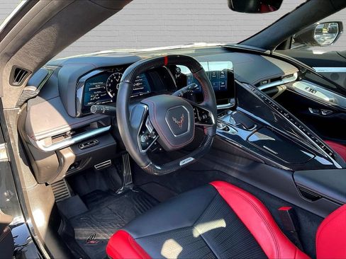 Used 2024 Chevrolet Corvette Z06 RWD image 13