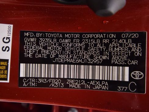 Used 2021 Toyota Corolla LE image 24