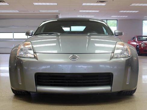 Used 2004 Nissan 350Z Touring image 9